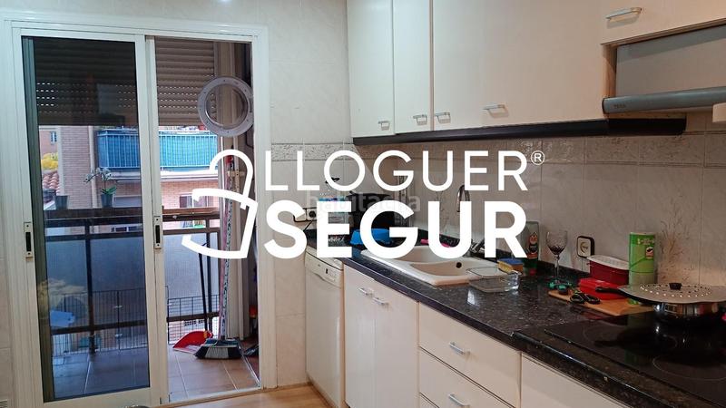 Foto c92415c7-8eb9-4d71-8f26-247790c7b332. Lloguer pis amb calefacció aparcament a Vinyets-Molí Vell Sant Boi de Llobregat