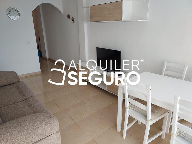 Foto 912b9f01-cdaa-45ff-aca2-fefdce1d0f8b. Rent flat in Parque Ayala - Jardín de la Abadía - Huelín Málaga