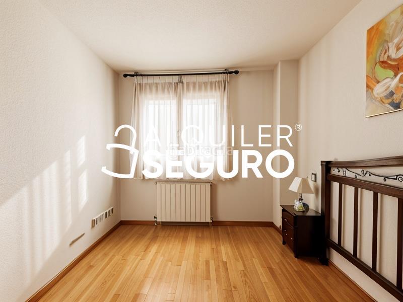 Foto 66c421a1-3983-4a6b-a8c0-90926e105f33. Location appartement avec chauffage parking dans Sónsoles Ávila