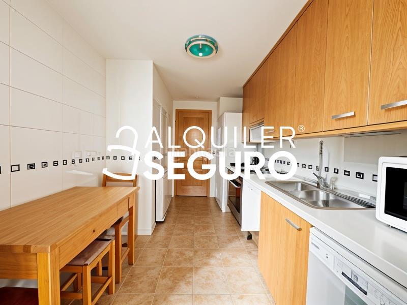 Foto c22558f8-e009-4dd7-ac4f-06541e963aa8. Location appartement avec chauffage parking dans Sónsoles Ávila