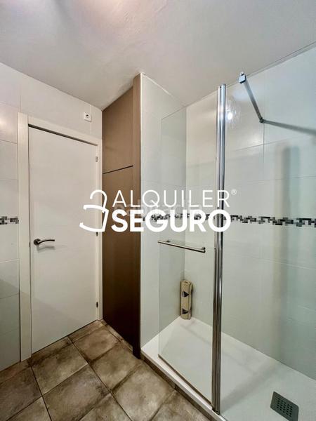 Foto 5763998f-5a15-4af1-800e-a0956900bff8. Location appartement avec chauffage dans Pilar Madrid