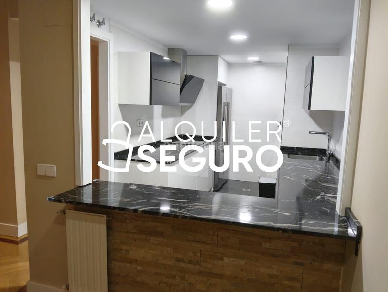 Foto f33e295d-5e6d-47fb-ac94-b075a8908afa. Rent flat with heating parking in Buenavista Getafe