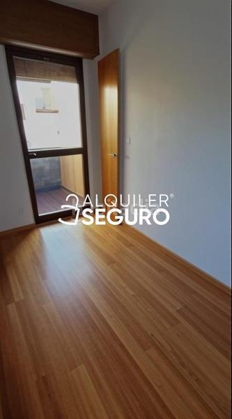 Foto 6ee38cf4-7a56-42de-8d94-8b58f3d50a7e. Alquiler piso  c de las cañas en Colina Madrid