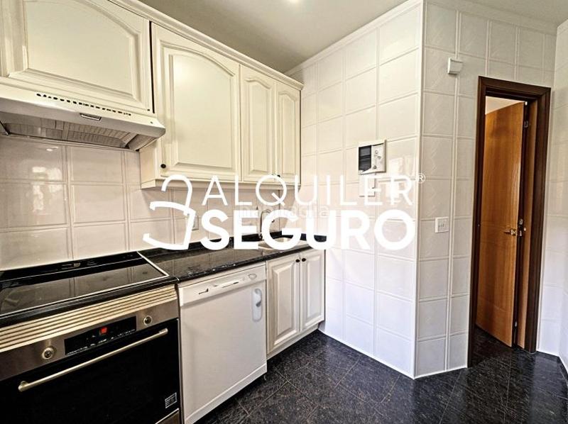 Foto ae994265-f118-4721-8dfc-982231080fee. Alquiler piso  c de las cañas en Colina Madrid