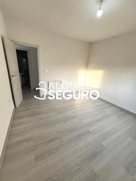 Foto 81ecd3ca-d21e-447b-8ce3-c2a9eca6ace9. Alquiler piso  c arboledas en Parque Manuel de Vega-Carretera de Ugena Illescas