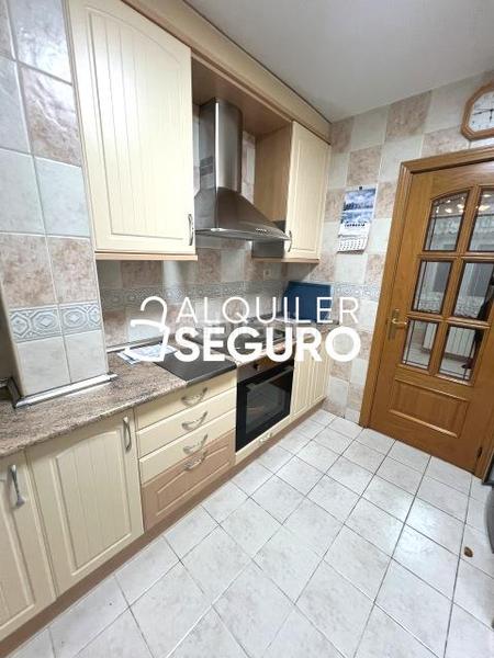 Foto 3ab1a855-39ae-43a0-890b-d5508a8e1b9a. Location appartement avec chauffage dans Los Ángeles Madrid