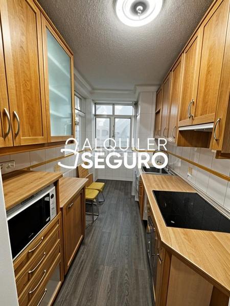 Foto fd23d0c6-3712-4118-90be-18f6901235d0. Alquiler piso  pl. tingo maría en Centro Móstoles