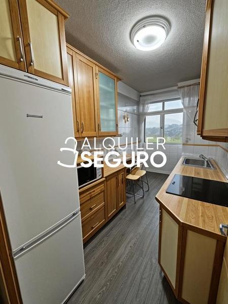 Foto af4b1fe0-b100-4a2f-b815-cf17acfa0634. Rent flat with heating in Centro Móstoles