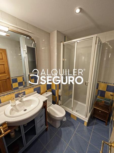 Foto f9dc0f6b-c1d7-4b06-b7c0-d1a6db08fa4b. Rent flat with heating in Centro Móstoles