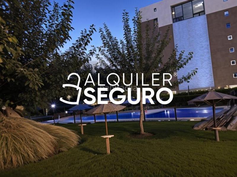 Foto 23a06a12-85c5-4d51-a6b3-9748abad0b03. Alquiler piso  c cañadul en Sta. Aurelia - Cantábrico - Atlàntico - La Romería Sevilla