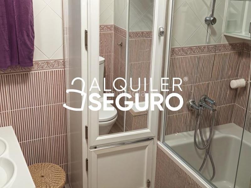 Foto f43eb57d-52db-48b1-8c6c-b29ab75c142f. Alquiler piso  c cañadul en Sta. Aurelia - Cantábrico - Atlàntico - La Romería Sevilla