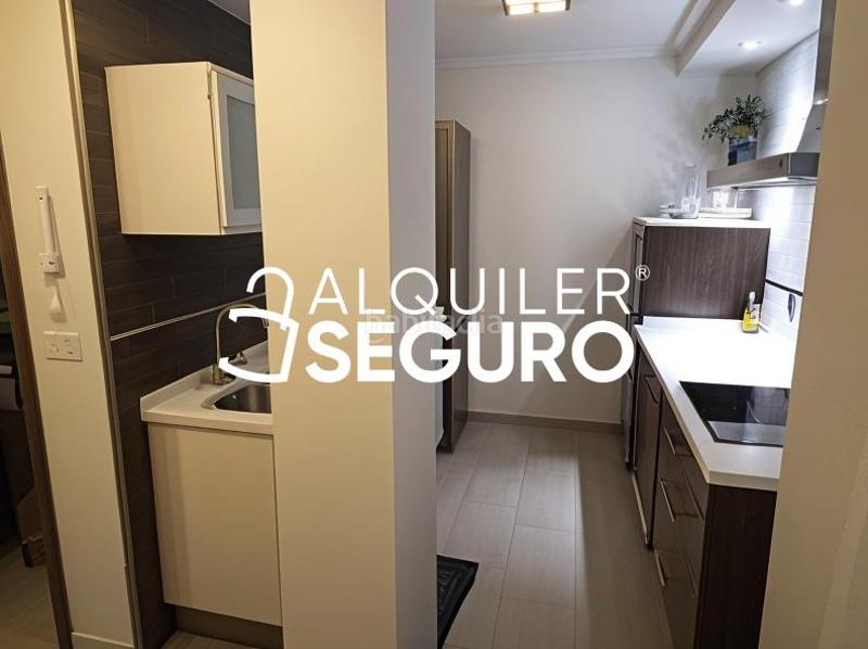 Foto 8b38f7e8-2599-4a08-b9cc-93fb42aadb62. Location appartement avec piscine dans Sta. Aurelia - Cantábrico - Atlàntico - La Romería Sevilla