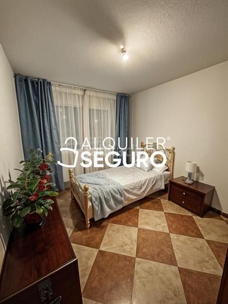 Foto 3a5dbf8b-c9c4-43a4-a949-2fb36f54037f. Miete etagenwohnung mit heizung in Villafontana - Estoril I Móstoles