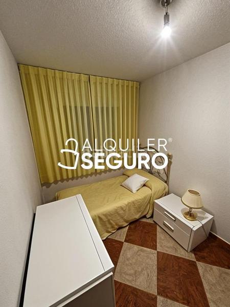 Foto dfc29bf8-7407-4392-b35c-ae8e1a8136f2. Rent flat with heating in Villafontana - Estoril I Móstoles