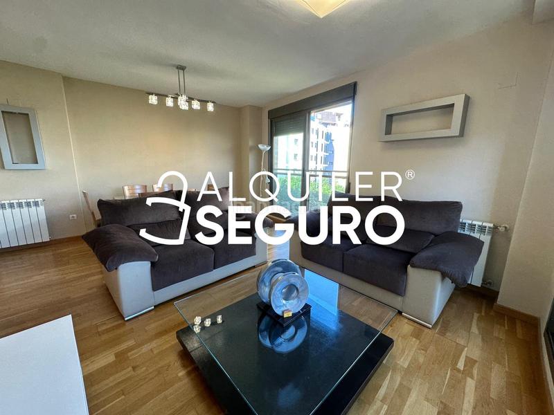 Foto 538dcc4c-b973-4159-ab94-51ae7c2d25f9. Rent flat with heating parking in Parc Central Torrent