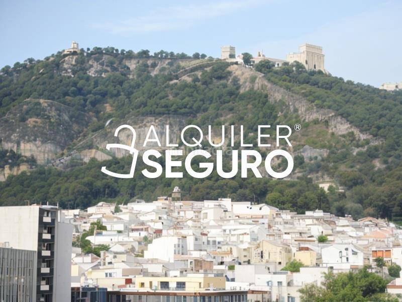 Foto 3e9a0a74-f347-418d-b7c3-3dcab940c97a. Lloguer pis amb calefacció a Avda de Madrid - Pº de la Estación Jaén