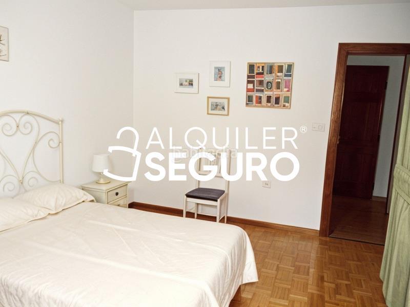 Foto 969e7e9c-dace-4c3b-9903-20d51150f6e0. Lloguer pis amb calefacció a Avda de Madrid - Pº de la Estación Jaén