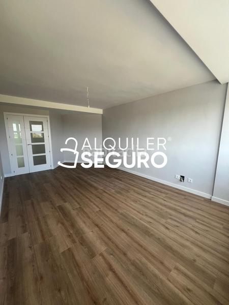 Foto 0439c8a3-3326-4eb7-b0eb-b8f2088695ef. Affitto appartamento con riscaldamento in Canillejas Madrid