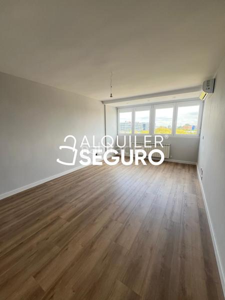 Foto f032da23-4d4b-42d0-9394-231adf83b51b. Miete etagenwohnung mit heizung in Canillejas Madrid