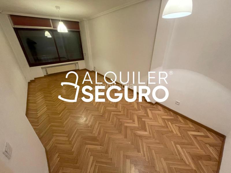 Foto a4ab52cd-d780-4970-bd9a-142f6e9ae418. Affitto appartamento con riscaldamento parcheggio piscina in Tres Cantos