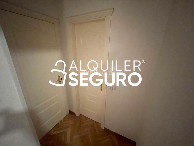 Foto e392ee6f-9543-4f9d-b554-f4e5bc32de48. Location appartement avec chauffage parking piscine dans Tres Cantos