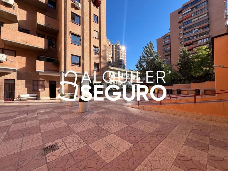 Foto 3517f714-1e75-4ee3-a5a6-421bcd69e8af. Location appartement avec chauffage piscine dans La Paz Madrid