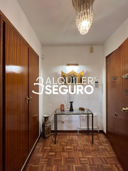 Foto 8649316a-0cfc-4bd6-982d-12a9382df6a7. Location appartement avec chauffage piscine dans La Paz Madrid