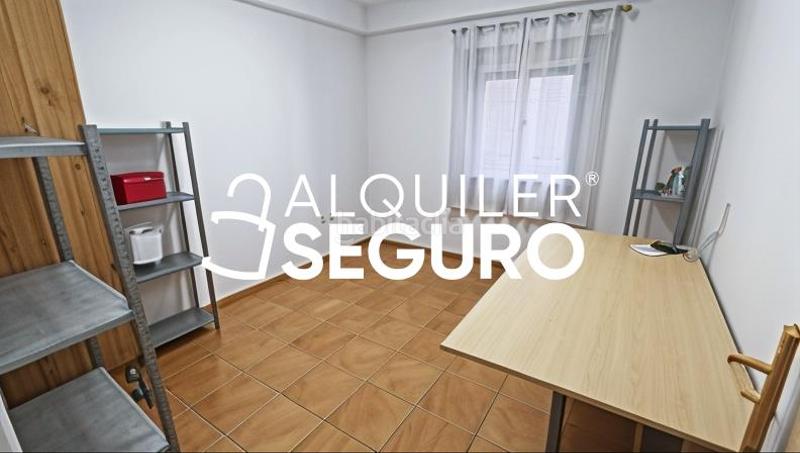 Foto 368bcbcd-a15c-40bd-8f07-7f8ad83b4461. Location appartement dans San Jerónimo - La Bachillera Sevilla