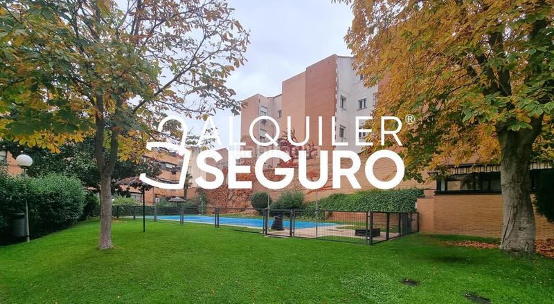 Foto 2cf6c80c-c259-4acb-86c5-78f04fded12f. Miete etagenwohnung mit heizung parking pool in Casco Antiguo Majadahonda