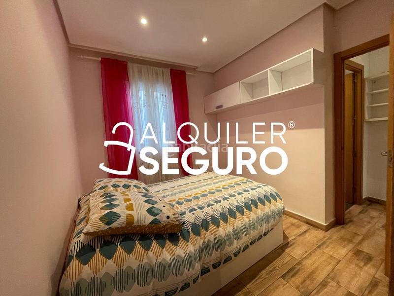 Foto 855b68ee-5042-43c4-a731-1cde0de36cde. Rent flat with heating in Berruguete Madrid