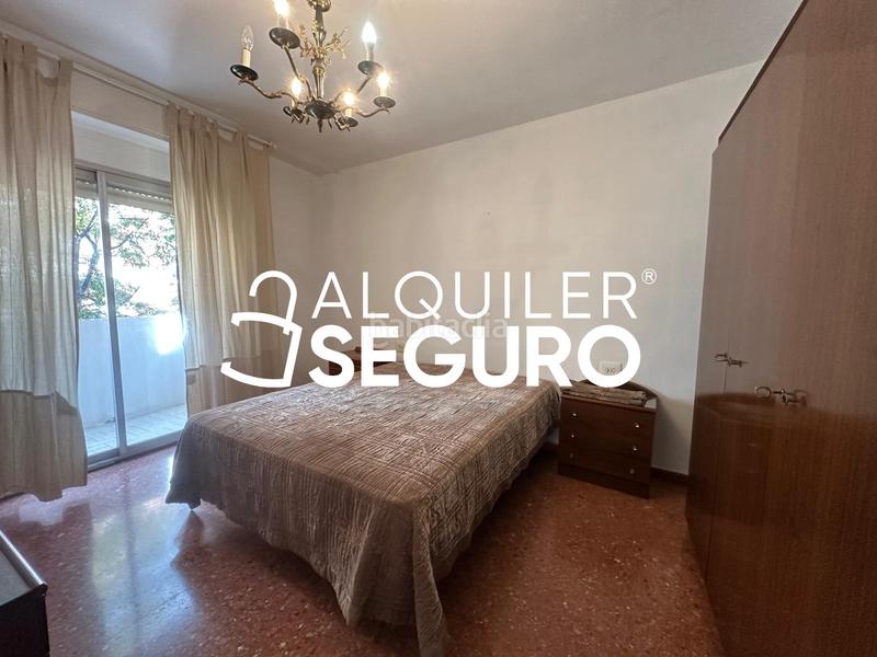 Foto 3668c7a0-f03d-45ae-ab92-2545d247ebc7. Alquiler piso  c fontanares en Barrio de Patraix Valencia