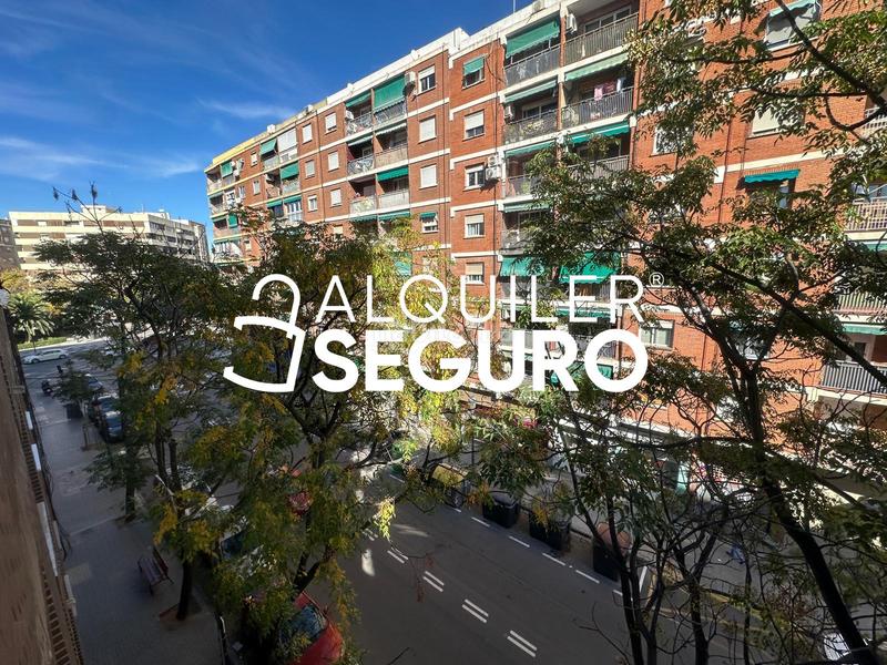 Foto 2ba8e0e8-a5b0-4e21-ad04-1e88cb128346. Location appartement avec parking dans Barrio de Patraix Valencia
