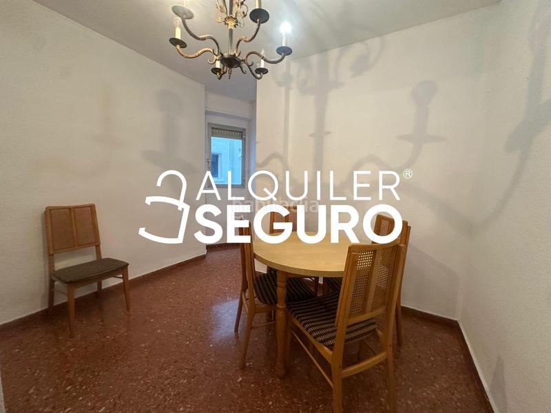 Foto 002c2dbb-7457-46de-8e8d-8fbfce470ec0. Miete etagenwohnung mit parking in Barrio de Patraix Valencia