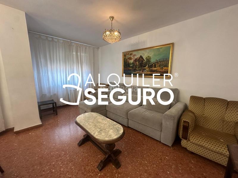 Foto bb3d0617-c0a1-4ecc-9a85-32f881d25295. Miete etagenwohnung mit parking in Barrio de Patraix Valencia