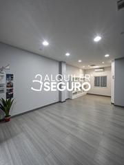 Lloguer Local Comercial  Avenida de la constitución. Local de la constitución coslada