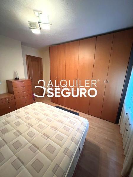 Foto 73c11ffd-2728-4c2c-848c-c16d42b54084. Rent flat with heating in Villaverde Alto Madrid