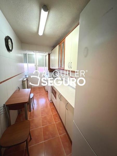 Foto be1407b2-4d66-41a8-844a-5822028d6b41. Rent flat with heating in Villaverde Alto Madrid