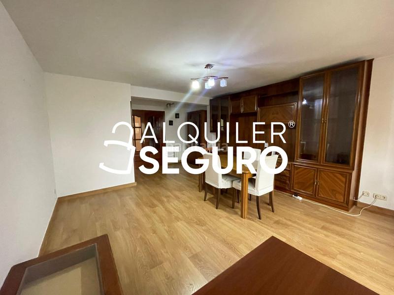 Foto f71e4c99-eedc-4479-88bc-608a3c3eac04. Location appartement avec chauffage dans Opañel Madrid