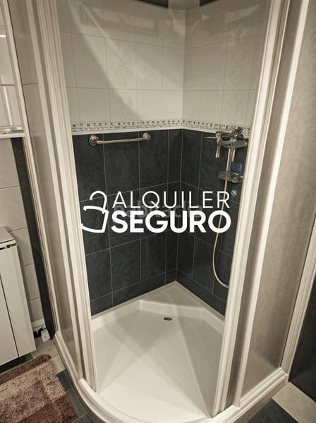 Foto 0498fc7b-f285-4fe7-bdbe-0f32d1bdbb08. Miete etagenwohnung mit heizung in Parque Miraflores Zaragoza