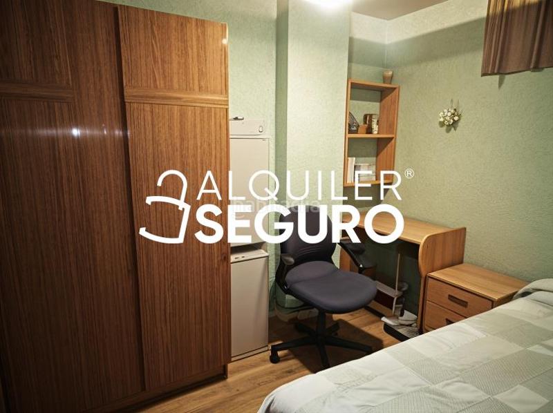 Foto 3c171bb7-8da2-4739-8ca0-9ee1f66e9438. Rent flat with heating in Parque Miraflores Zaragoza