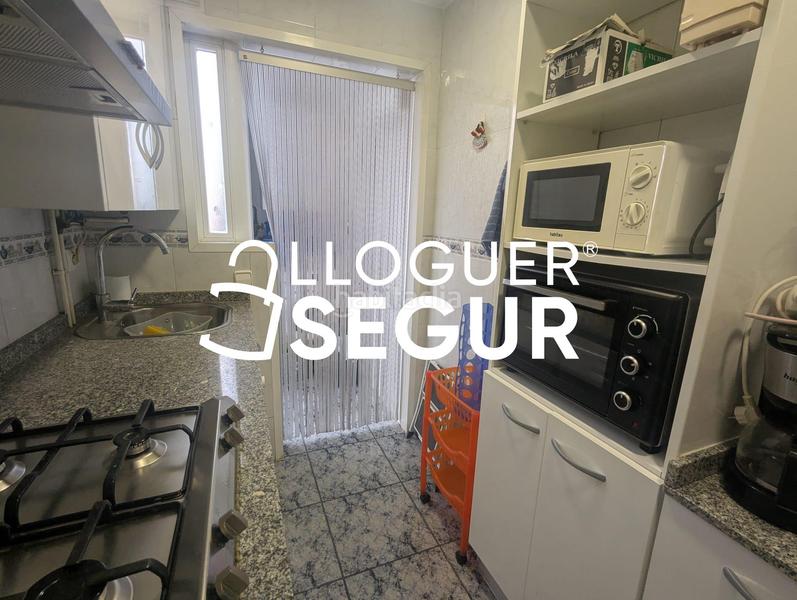 Foto 1c5c9e91-b482-46ee-acb7-808328c51d40. Alquiler piso  c baltasar gracián en Prosperitat Barcelona