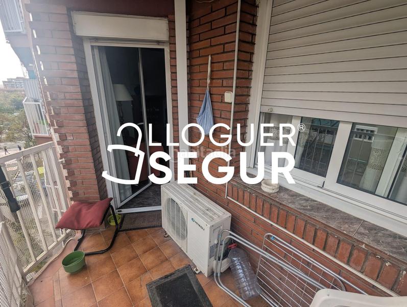 Foto 3045aa9f-ab4c-4c88-a094-3c7ba6607e07. Location appartement avec chauffage dans Prosperitat Barcelona