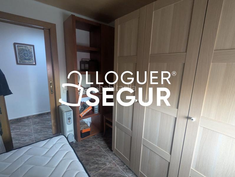 Foto f7d3b140-1823-42a3-93ae-f8bdc9c66e7d. Location appartement avec chauffage dans Prosperitat Barcelona