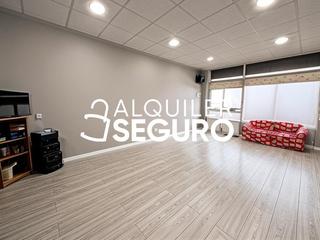 Location Local commercial  Calle motilla del palancar. Local motilla del palancar madrid