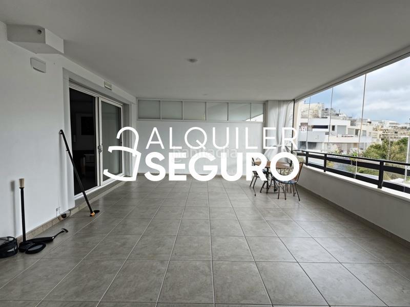 Foto d22eeabc-aa65-446d-9d1d-2eb396f3694d. Location appartement avec parking dans bahía de Casares Casares