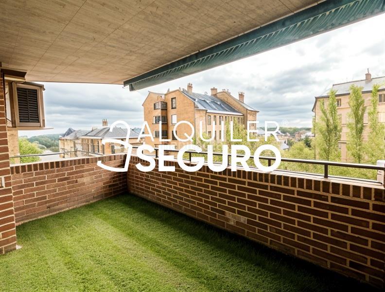 Foto 62ee2c6c-2d58-4114-8f7d-09bd69cb5604. Location appartement avec chauffage parking dans Estación-Centro Tres Cantos