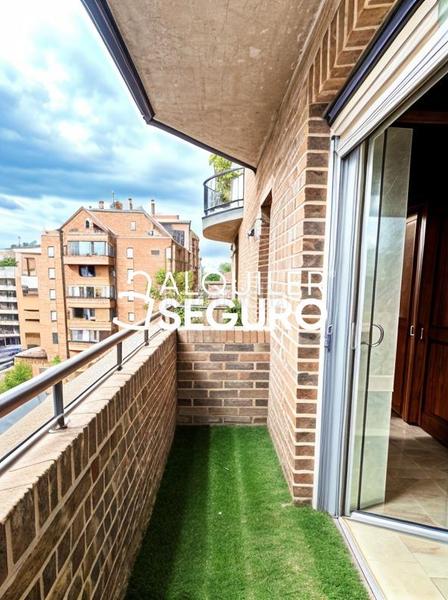 Foto 0d2902fe-0daf-463c-bc60-38dd324c96b7. Rent flat with heating parking in Estación-Centro Tres Cantos