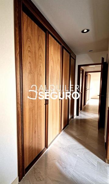 Foto d86f0dd6-71f4-463a-9c49-d743d8e1c94e. Rent flat with heating parking in Estación-Centro Tres Cantos