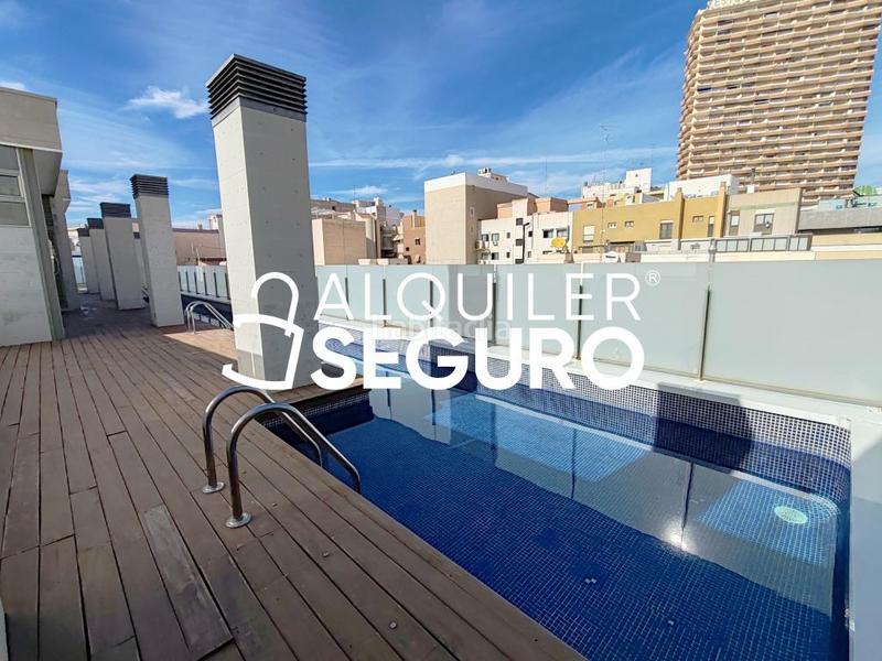 Foto e1d59fd3-75f1-43ce-9833-7cf54e0b1a19. Miete etagenwohnung mit pool in Ensanche-Diputación Alicante