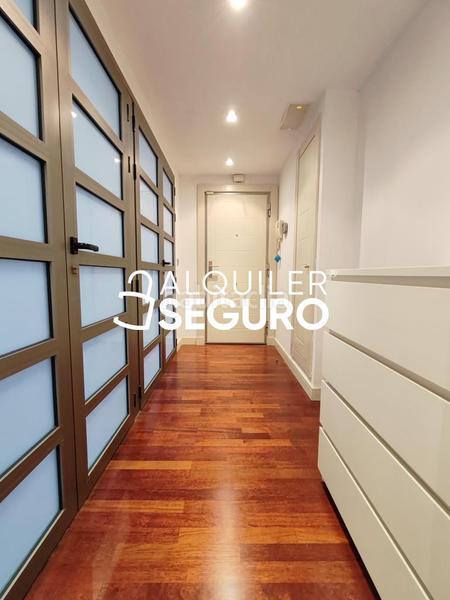 Foto 06255523-84c2-4cbb-bc65-2a53ab1d0ca6. Rent flat with pool in Ensanche-Diputación Alicante